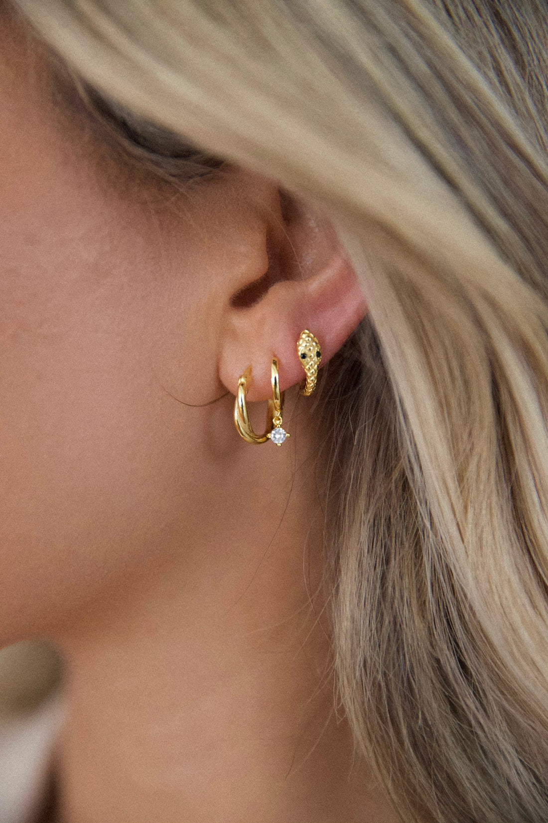 The Medusa Earrings - Gold